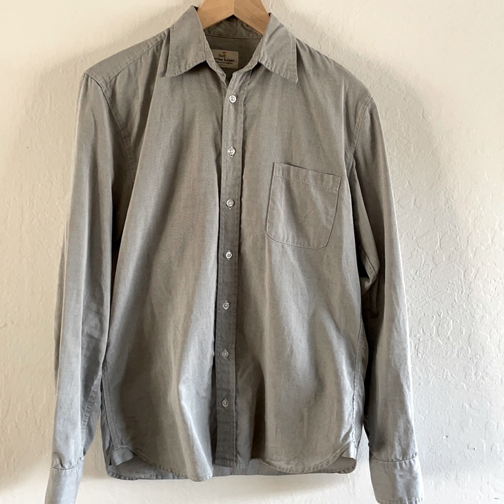 Marine layer, light blue chambray button down shirt